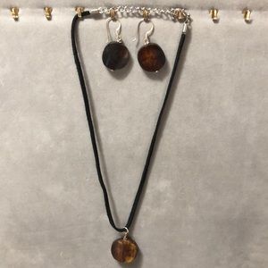 Black necklace with brown pendant & earrings